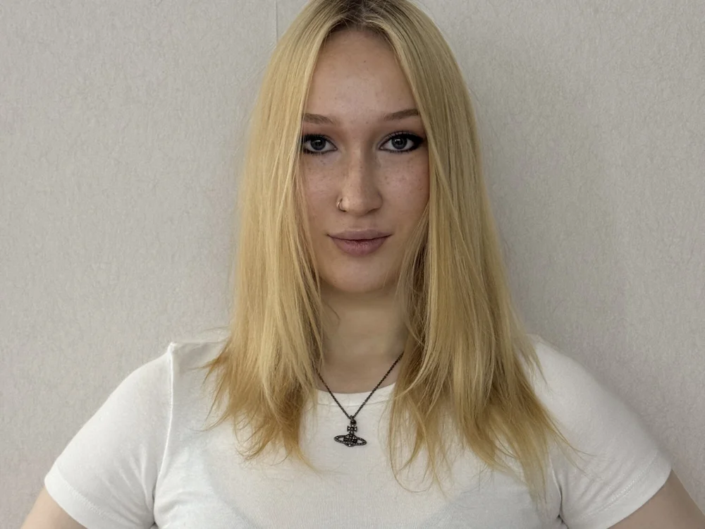 BarbraBischof Offline XXX-Chat