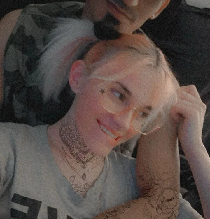 chocolatestrawberrydips' Offline XXX Chat