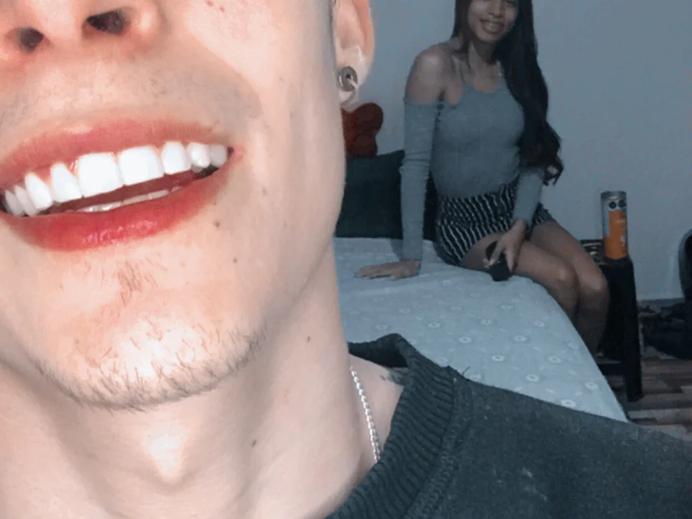 Darling-04's Offline Chat Room