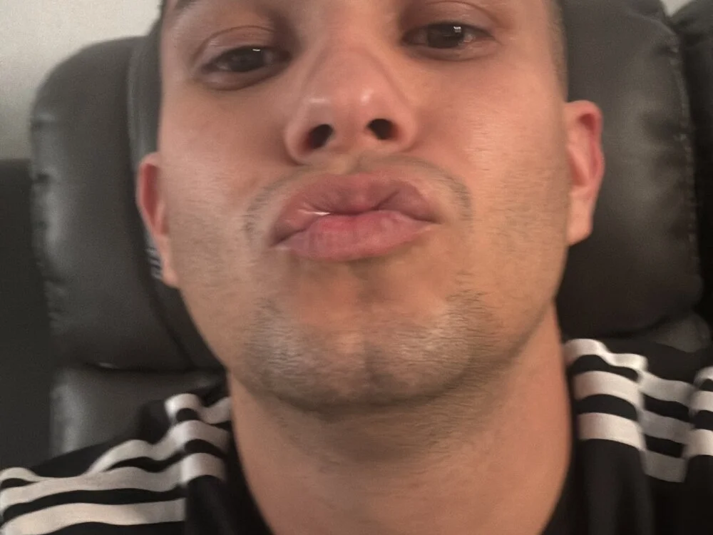 Rafi11's Offline XXX Chat