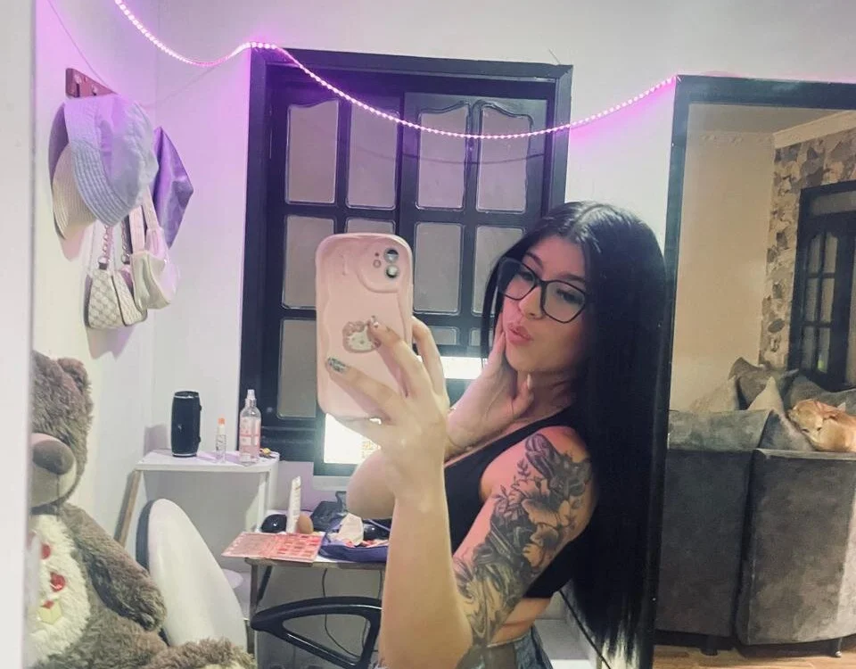 Daly_nikita's Offline XXX Chat