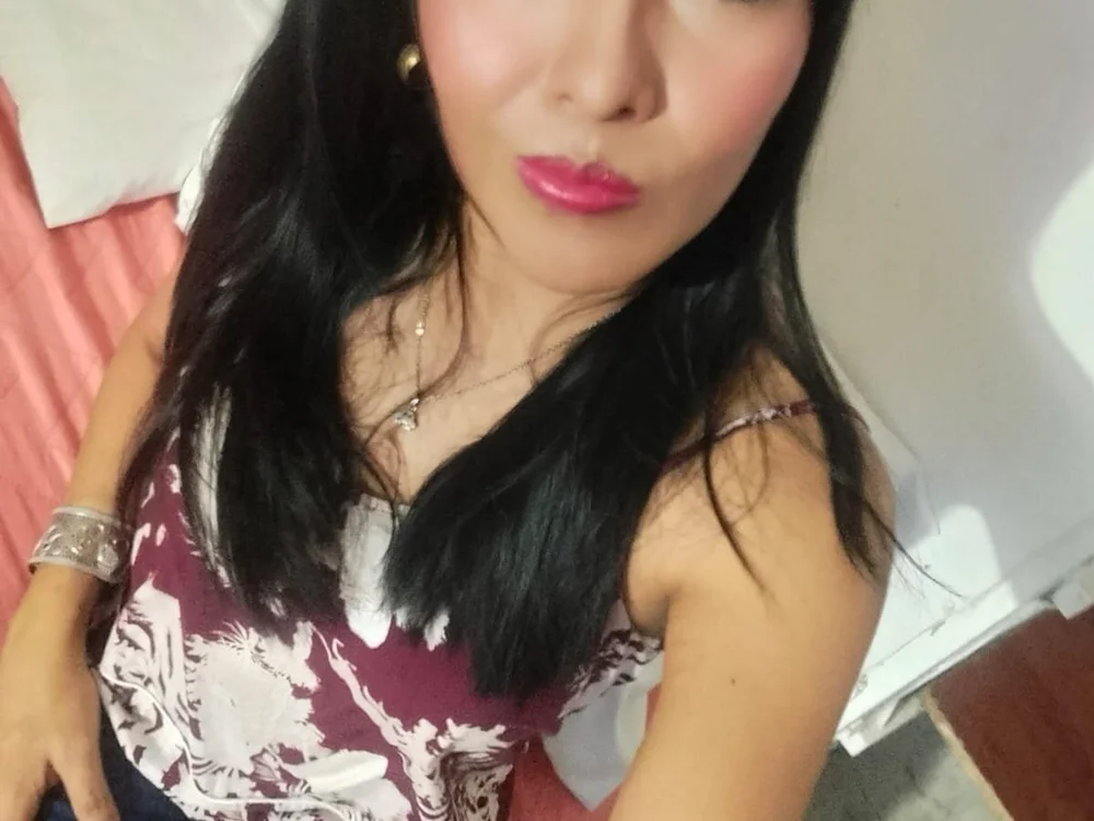 BelaNahomi's Offline XXX Chat