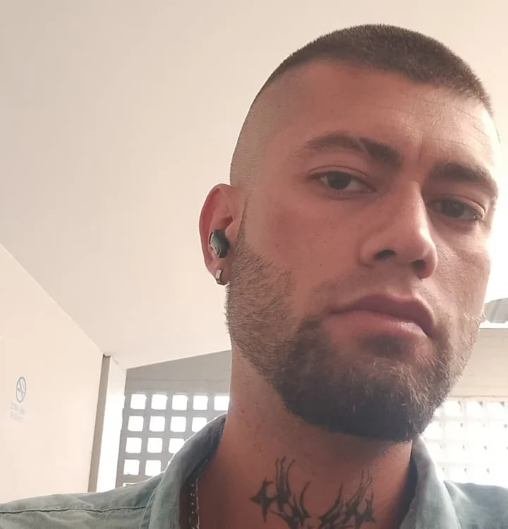 stivenxx77 offline chatrum