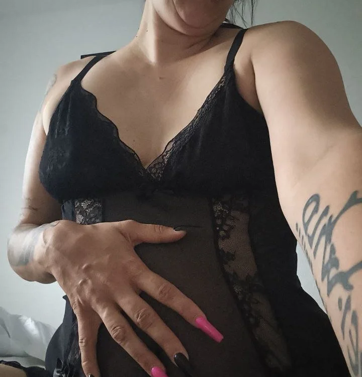 Offline XXX chat Cassia_Lux_Royal