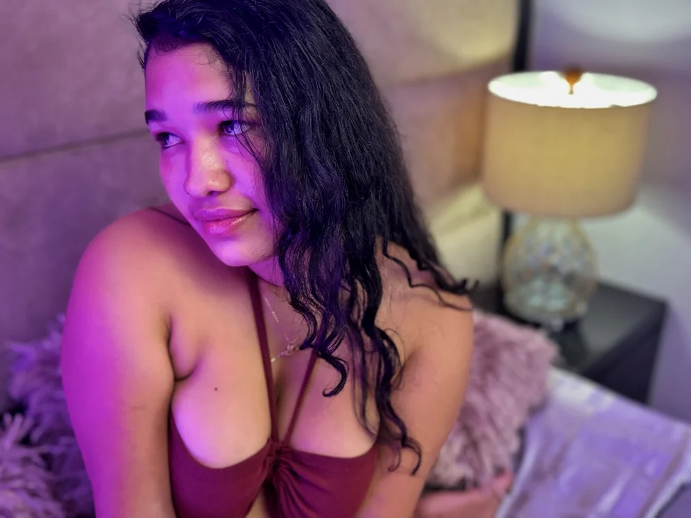 Offline XXX chat AriaMontes