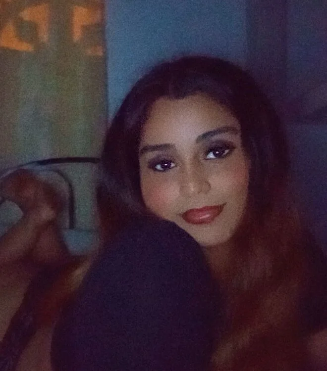 virginbrunette99 Obrolan XXX Offline