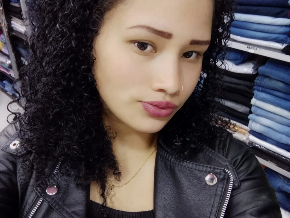 VALERIE_GUERRERO's Offline Chat Room