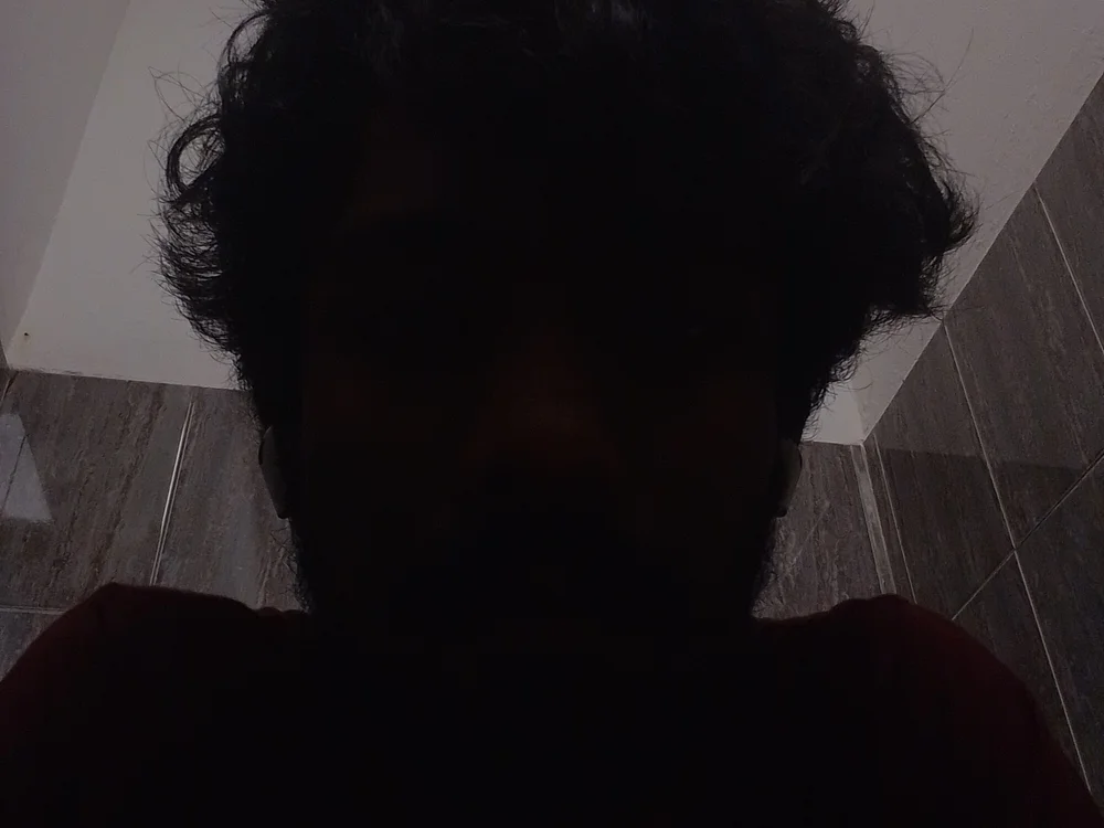 sudu_puth Offline XXX-Chat
