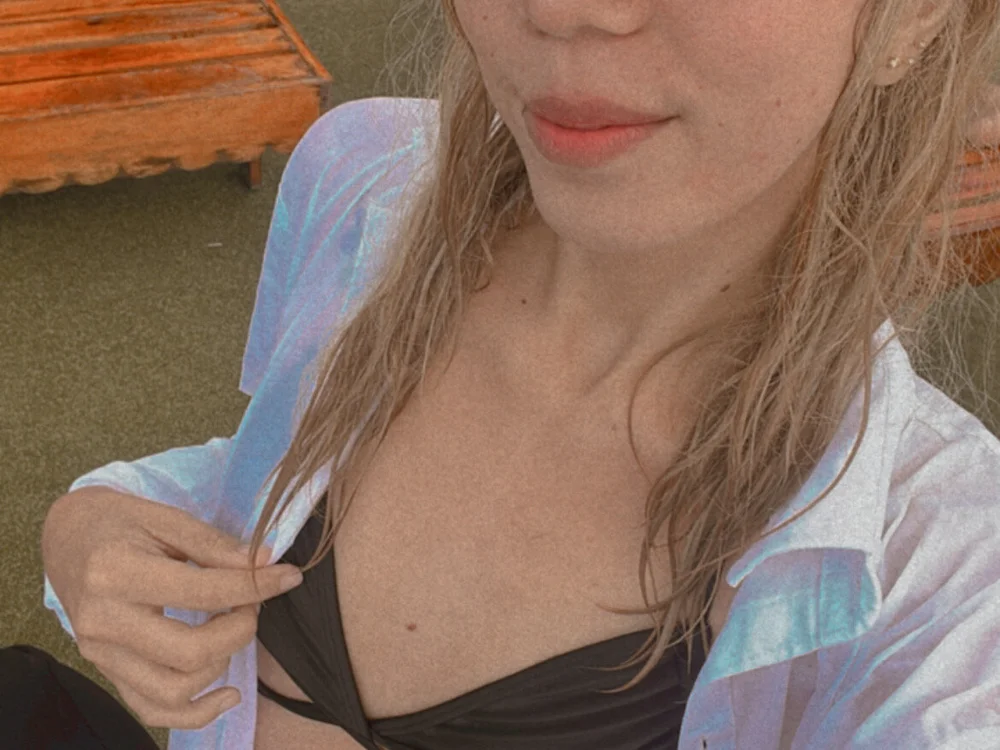 flor_catteleya's Offline XXX Chat