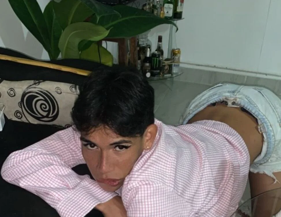 fer_twerking_ass offline chatrum