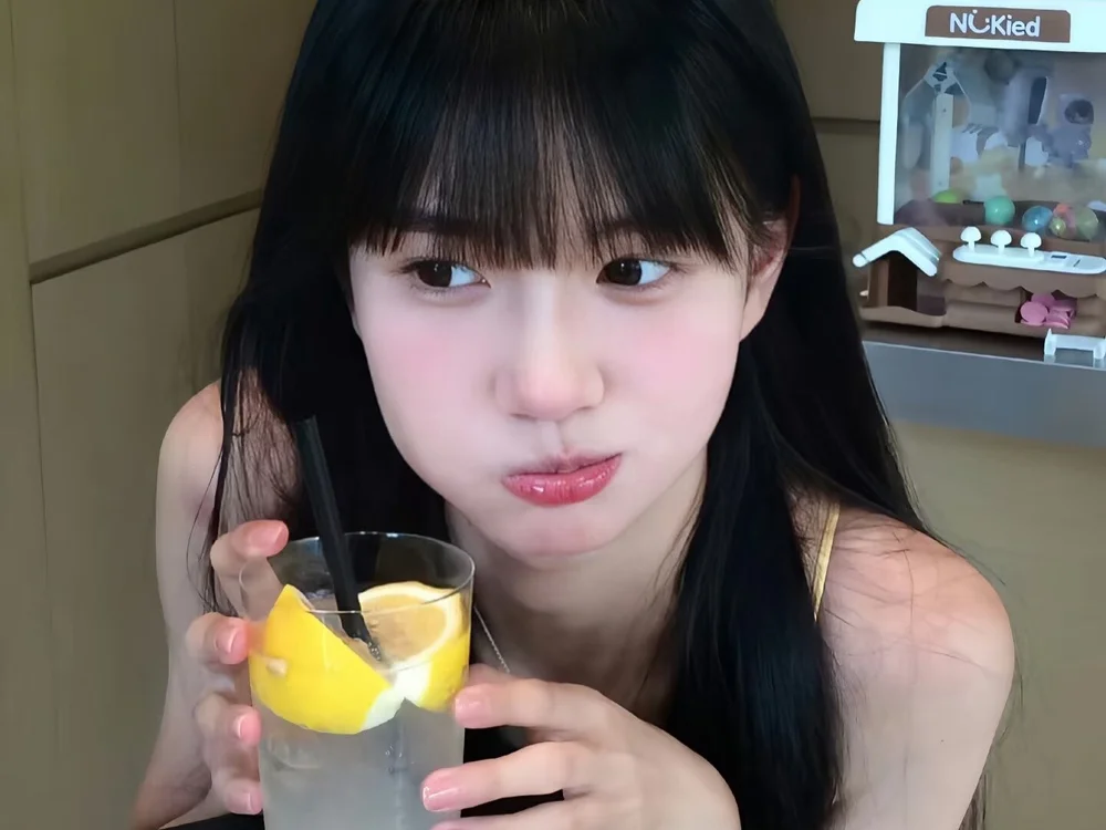 Lesserpanda-88 离线XXX聊天