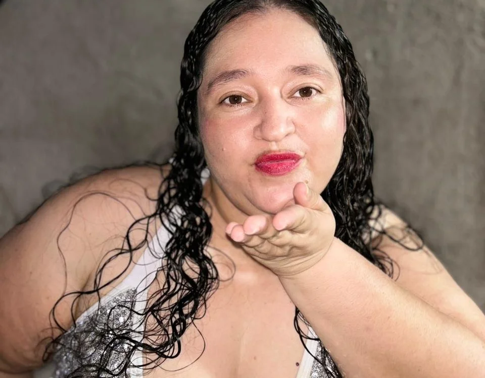 Sexy-bbw's Offline XXX Chat