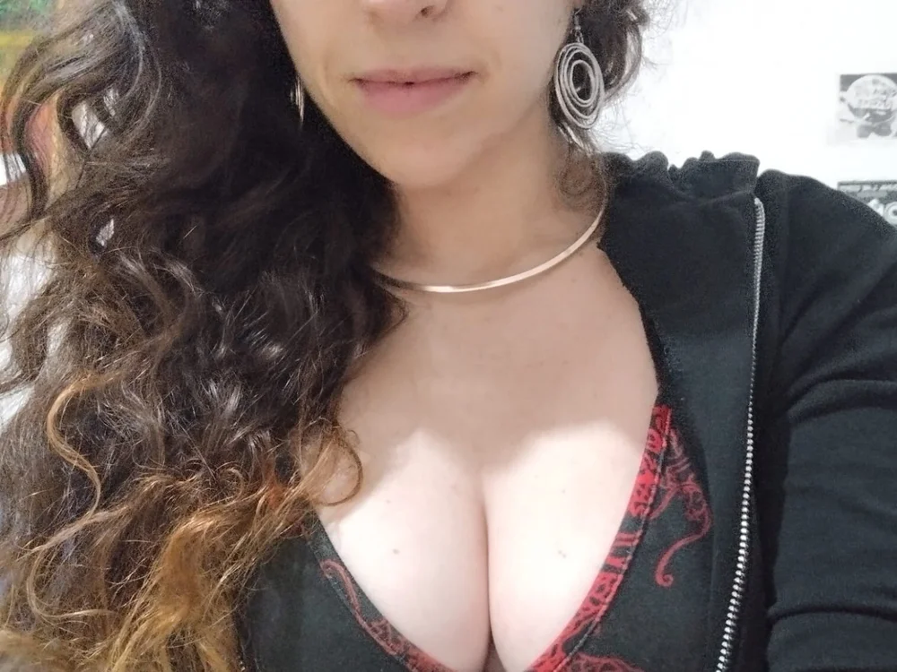 RoXXXie offline chatrum