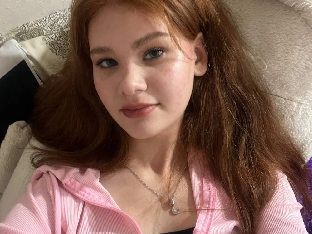 دردشة YettaCalabria الجنسية دون اتصال