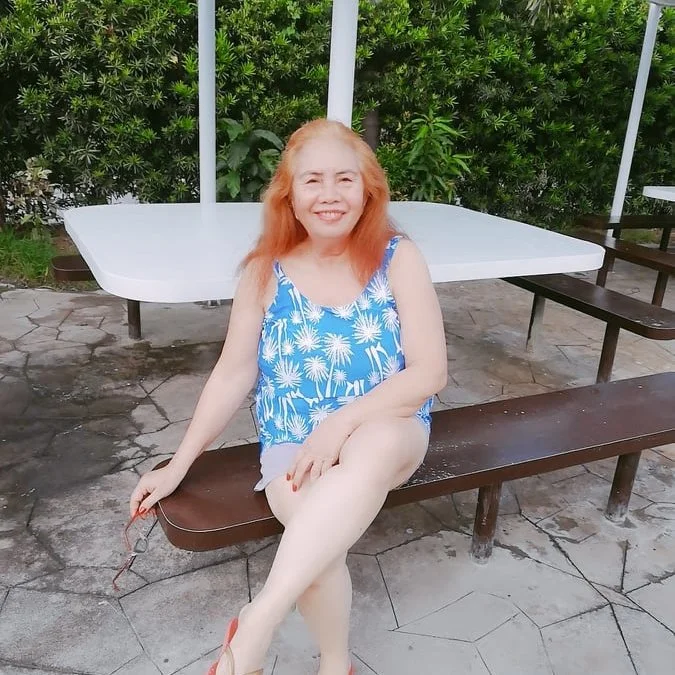 Offline XXX chat xloverboobsx