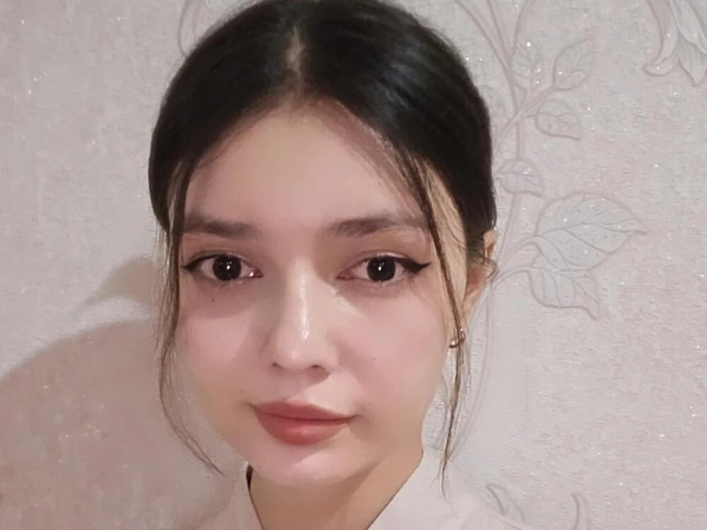 CorinneKindregans Offline XXX-chat