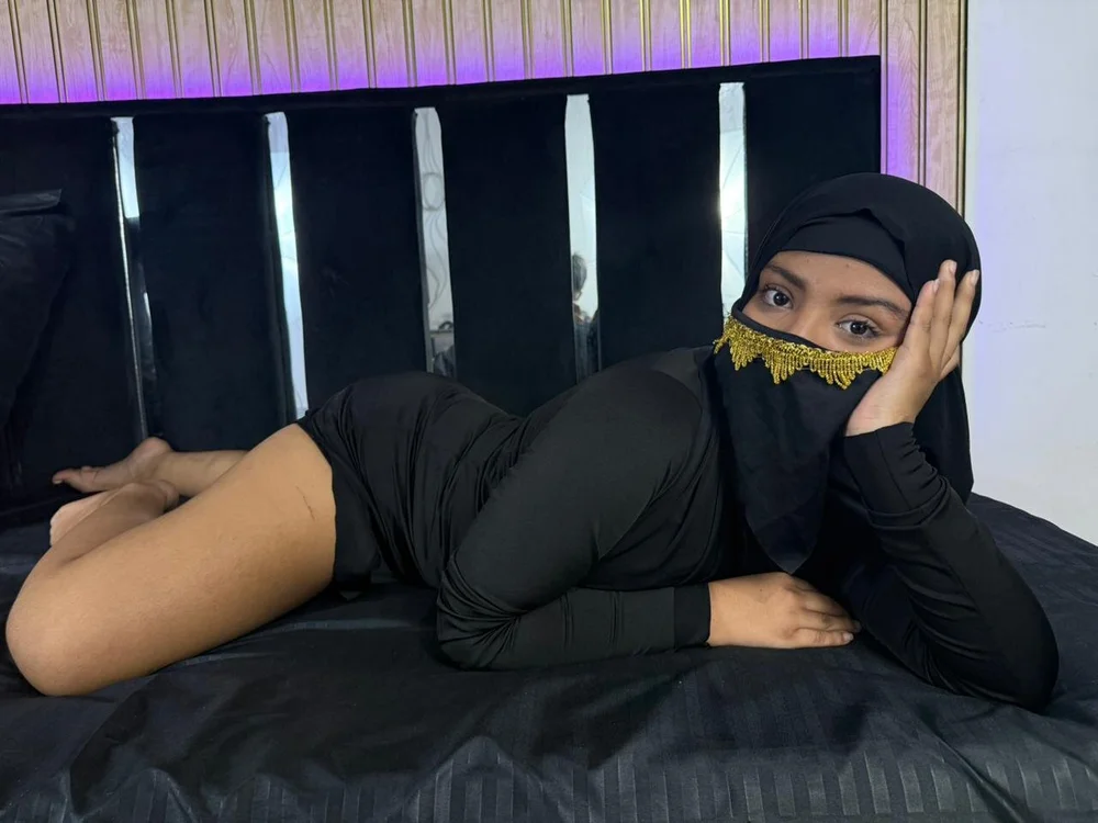Nani_cutee's Offline Chat Room