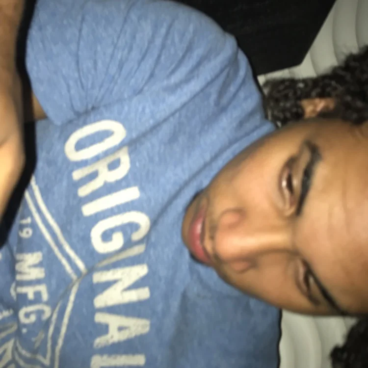 Badbrady31 Chat XXX Ngoại tuyến