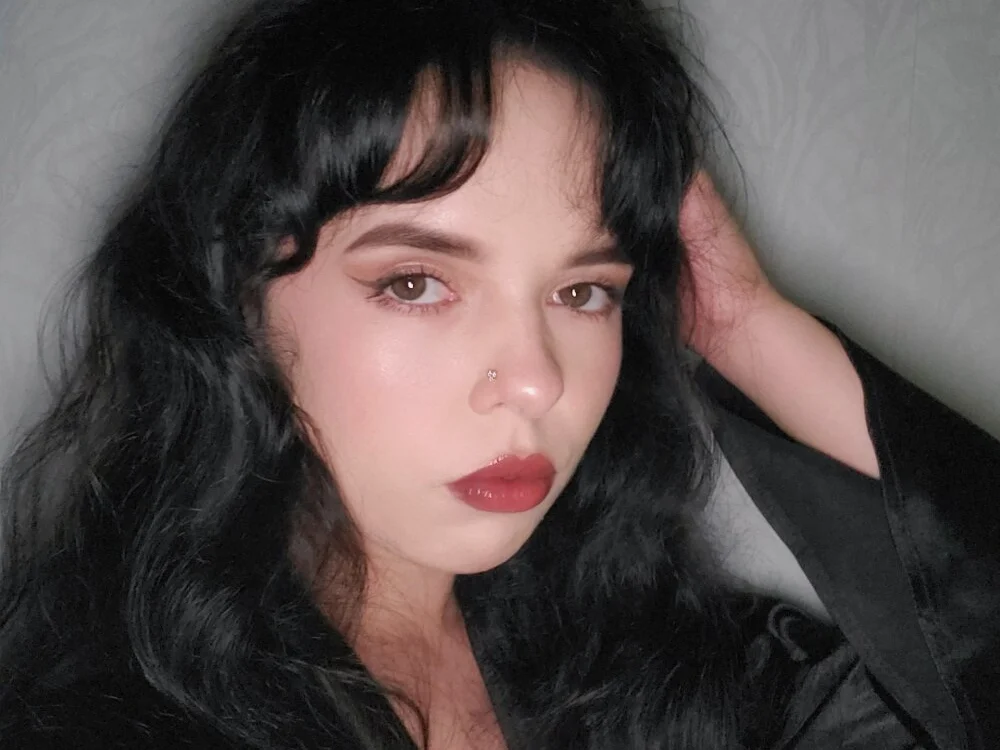 Chat XXX offline de SunnySanna