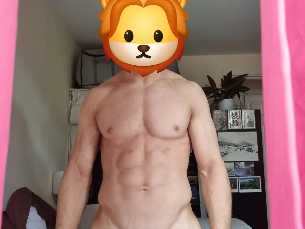 NakedAchilles Offline XXX-chat