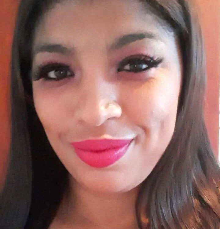 VampiraJulypop's Offline Chat Room