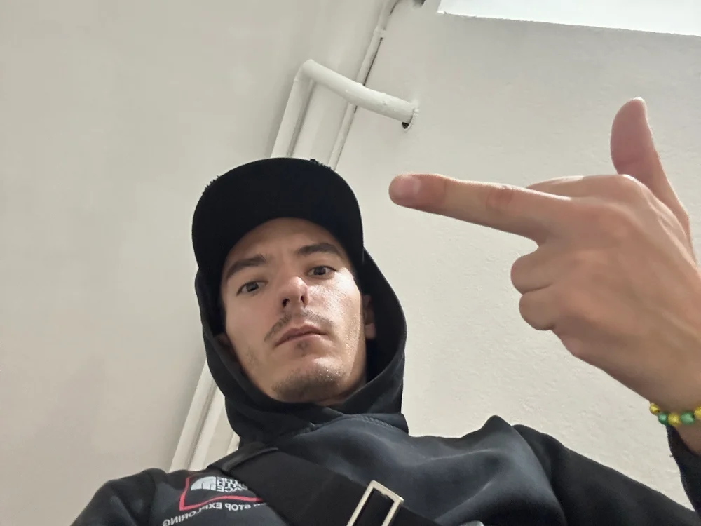 Zarcoooti cover photo