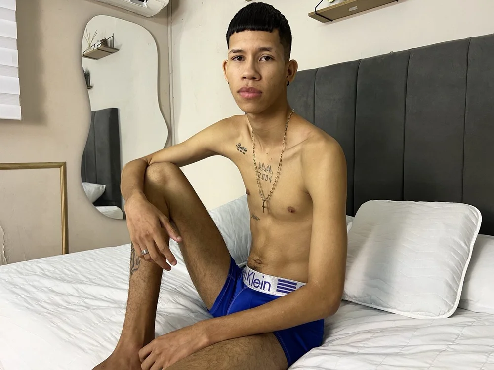 Rome__19's most recent online preview