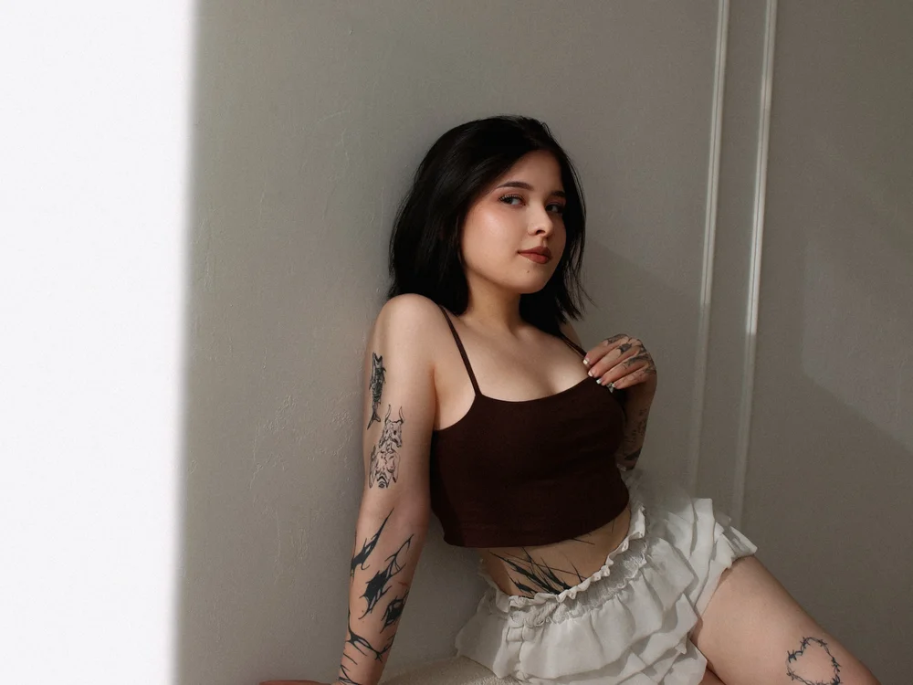Chat XXX offline de Kylie-Voss