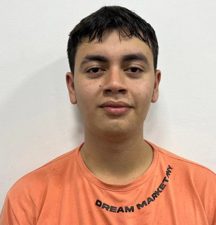 Thiago_saenzzn Offline XXX chat