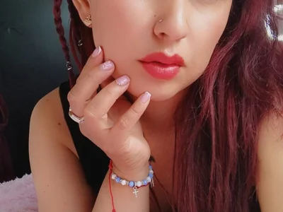 Megan-01- - petite young