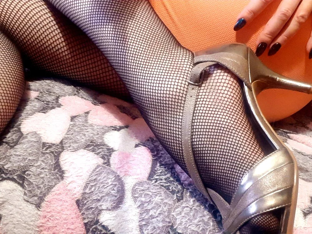 Chat +18 off-line de Etty_Gina