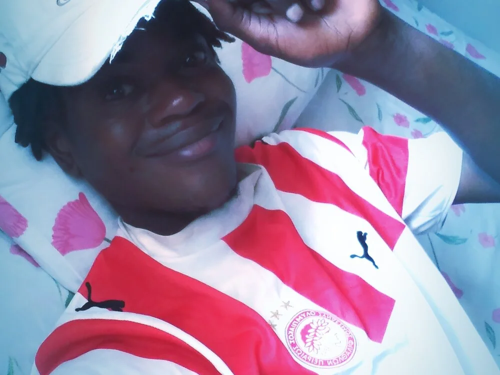 Wfdgfcbvv offline XXX-chatje