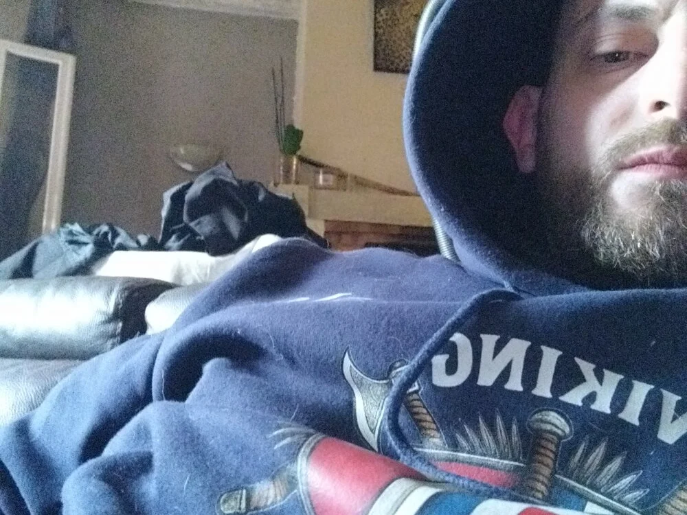 thedevileyes83 Chat XXX Ngoại tuyến