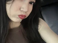 Chat +18 de giina_glow ao vivo