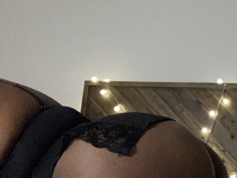 MsJadeAmbrielle's Offline XXX Chat