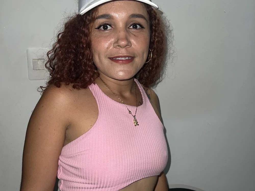 Hard_couple69x's Offline XXX Chat