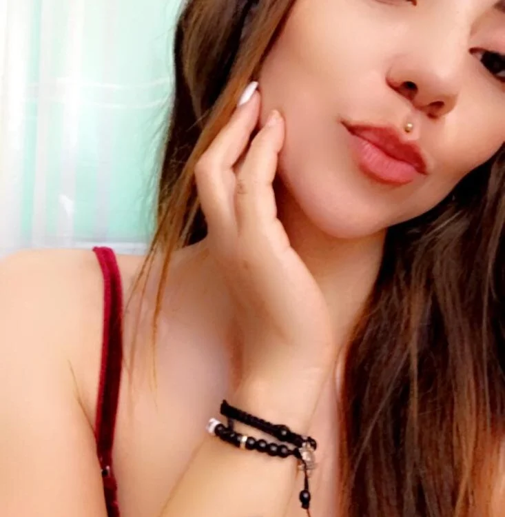 دردشة AmyHE الجنسية دون اتصال