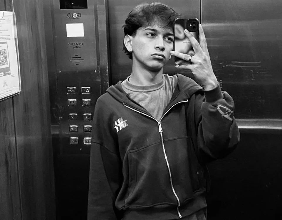 แชท XXX ออฟไลน์ของ DanteLux