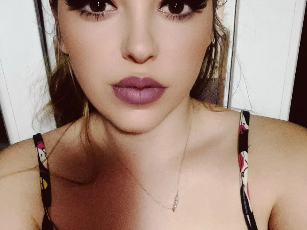 Pussy4564N offline XXX-chatje