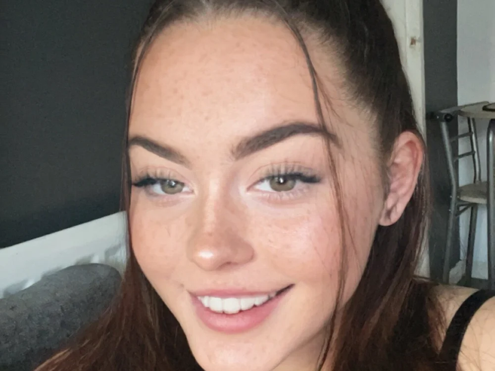 Angelic-Camille23's Offline XXX Chat