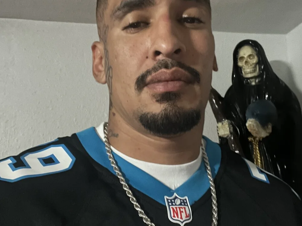 Slumlords Offline XXX Chat