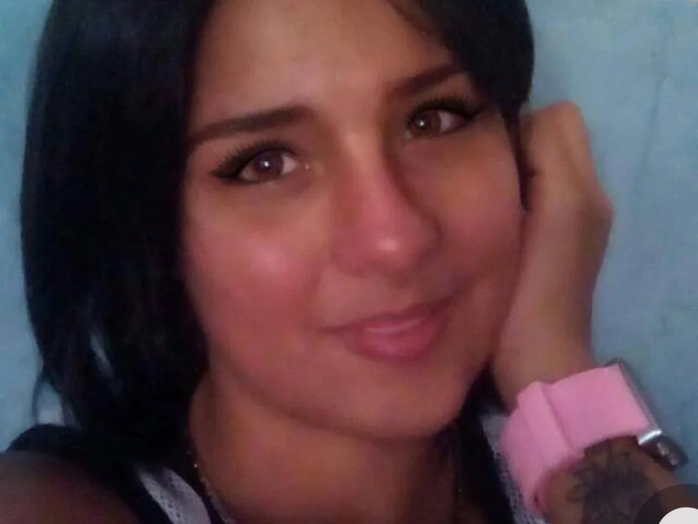 lizzyhurt's Offline XXX Chat
