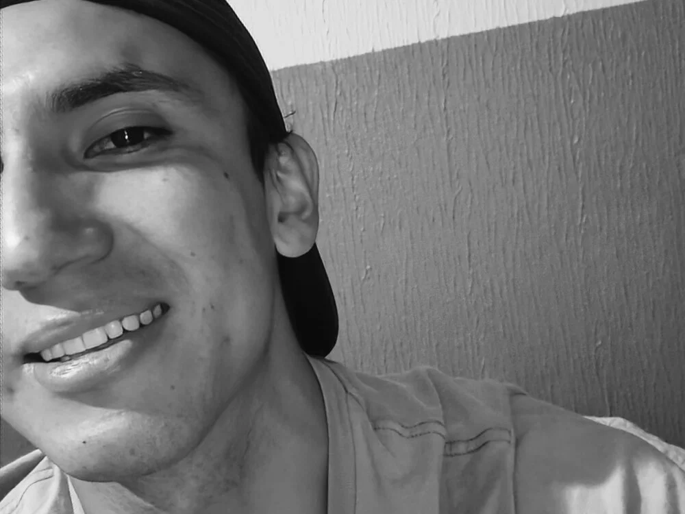 Chat XXX offline de Daniel_Hernandez_