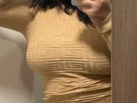 roseyposey123's Offline XXX Chat