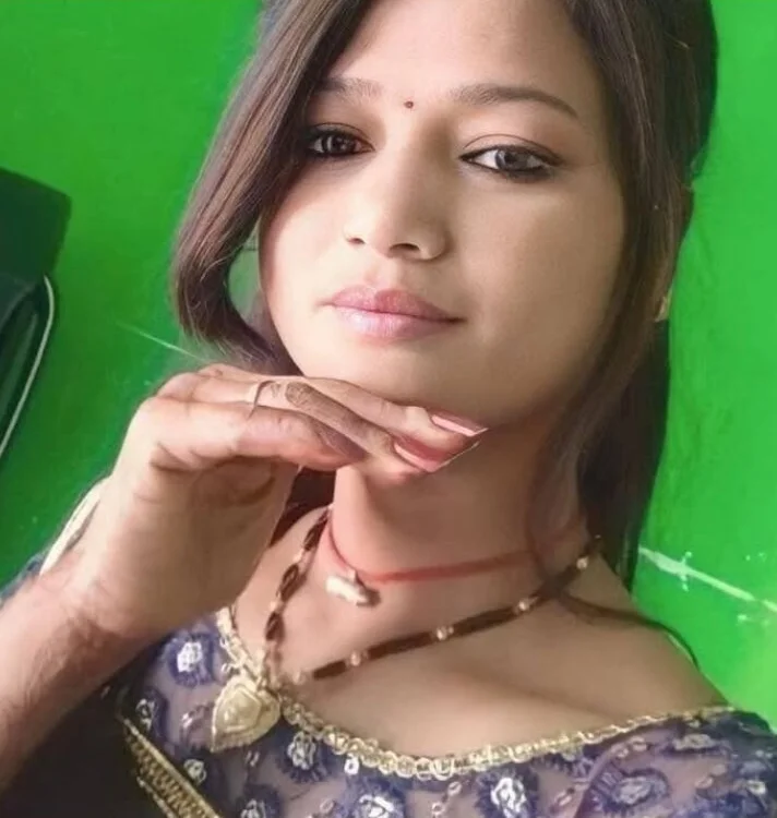 Hotriyababy's Offline XXX Chat