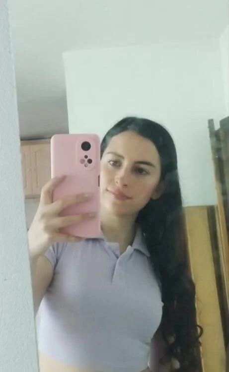 Hanna__Ross offline chatrum