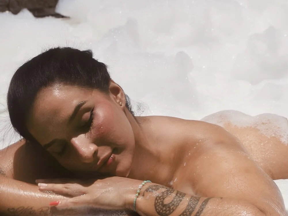 Stefhanyblow 離線 XXX 聊天