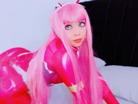 MissHari live cam profile - MySuperHot