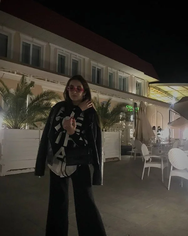 moroccan___diamond's Offline Chat Room