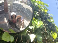 Model Chloe_and_Violeta
